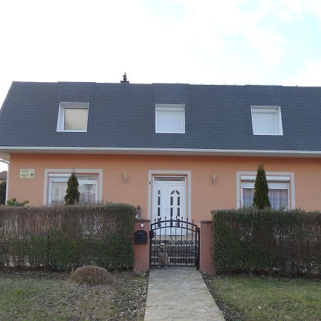 Herkules Apartman Zalakaros Exterior photo